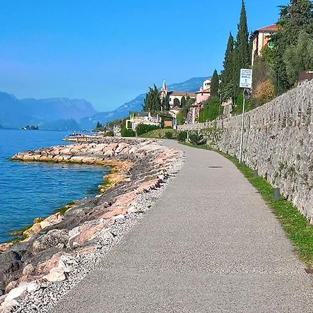Villa Sul Lago Con Pontile Privato A Brenzone Sul Garda - Unique And Exclusive Εξωτερικό φωτογραφία
