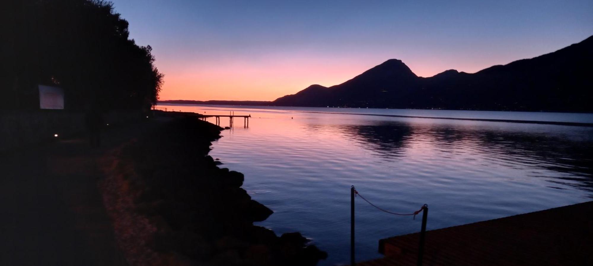 Villa Sul Lago Con Pontile Privato A Brenzone Sul Garda - Unique And Exclusive Εξωτερικό φωτογραφία