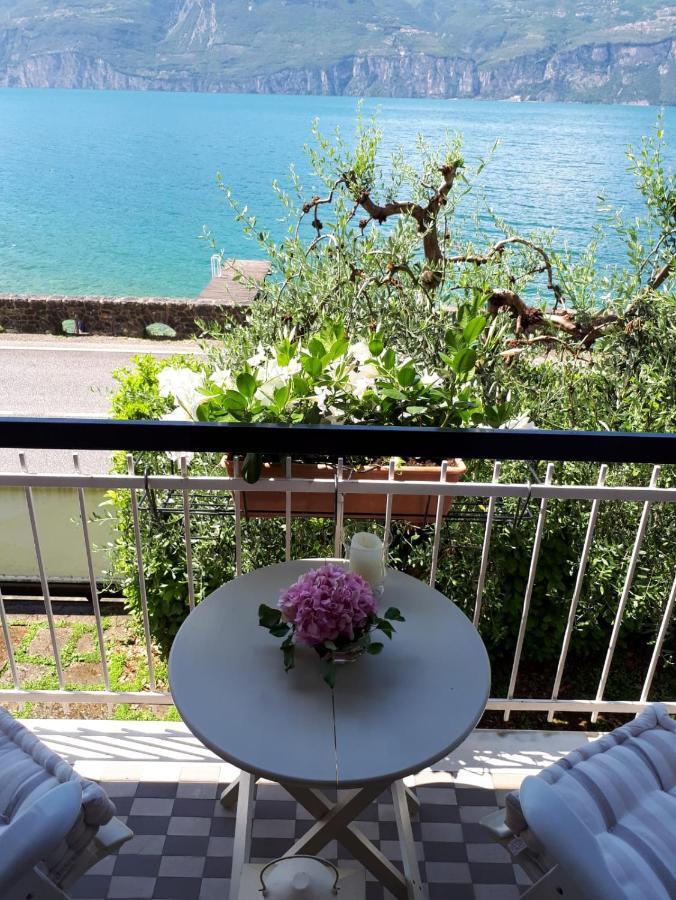 Villa Sul Lago Con Pontile Privato A Brenzone Sul Garda - Unique And Exclusive Εξωτερικό φωτογραφία
