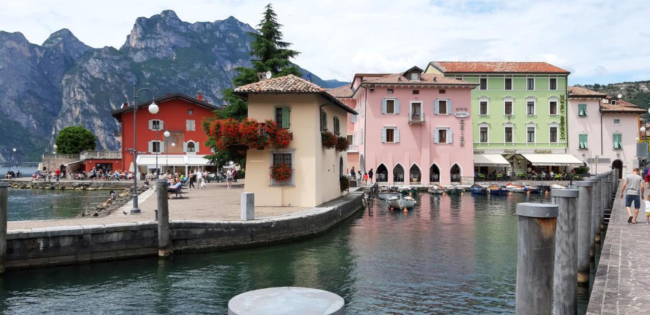 Villa Sul Lago Con Pontile Privato A Brenzone Sul Garda - Unique And Exclusive Εξωτερικό φωτογραφία